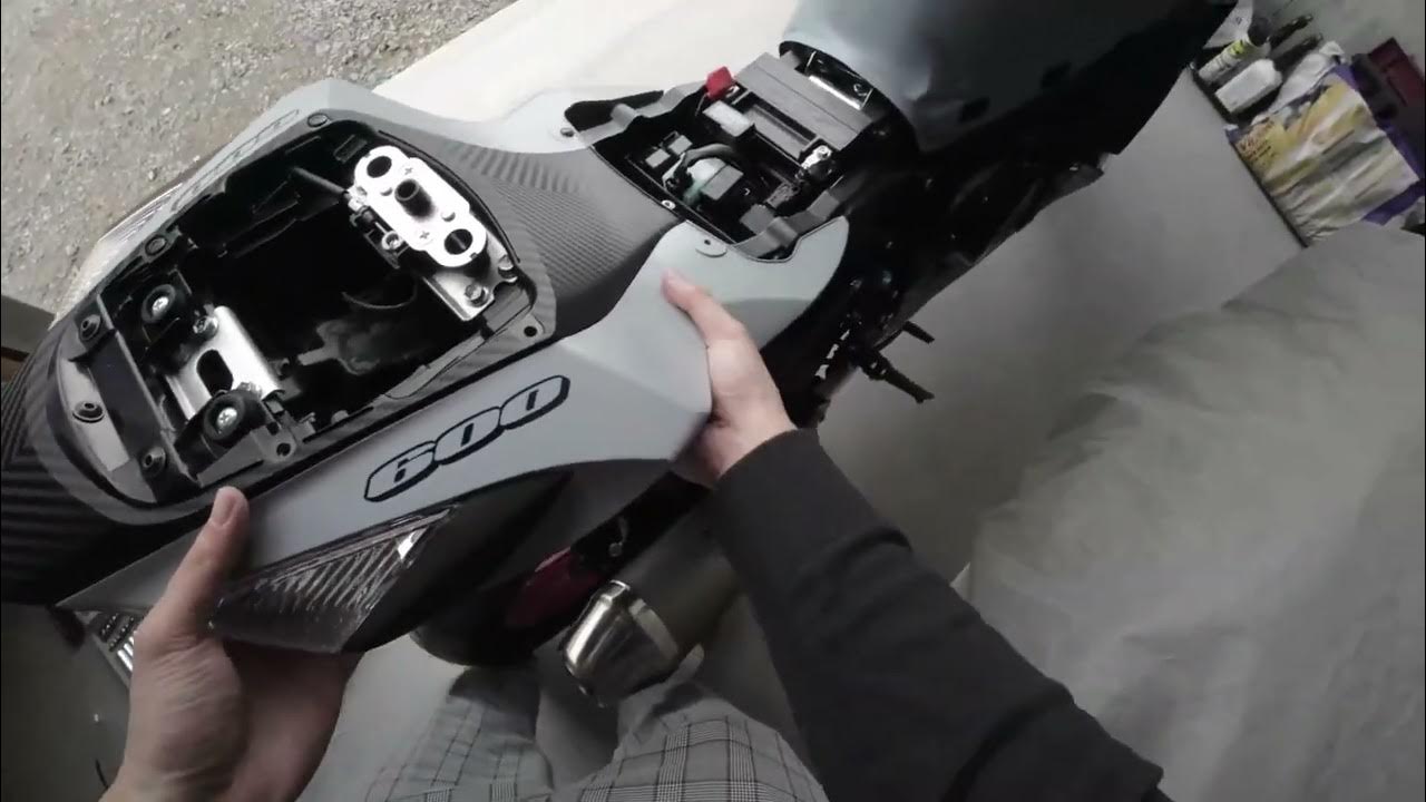 2023 GSXR 600 Fender Eliminator Install POV YouTube