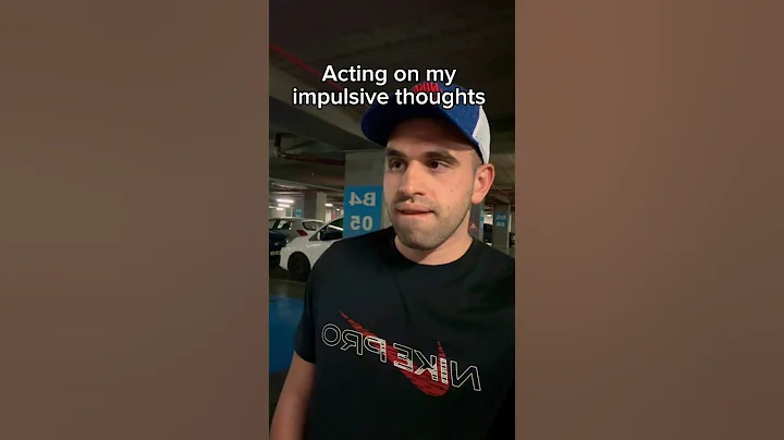 Acting on my impulsive thoughts 😈 #couplecomedy #run