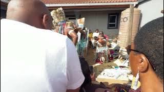 Unikezelo lweentsimbi zika Mama Nonkundla ku Mama Noxhanti #amaweleoofaku #iinkonjanezoofaku