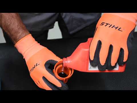 Video: ¿Cómo se mezcla el combustible para un soplador de hojas Stihl?