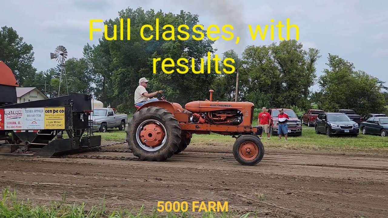 ANTIQUE TRACTOR PULL 2023. FULL CLASSES, FREEPORT ILLINOIS.