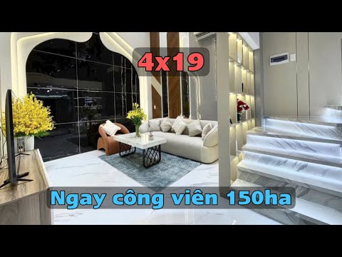 Broken Plan: Urgent Sale of 5-Storey Townhouse with Car Garage - Fully Furnished - Surprisingly L...