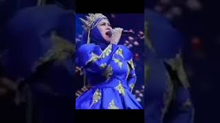 Download Lagu Sang Raja Dan Ratu ...  Rhoma Irama Dan  Elvy Sukaesi..Rama Dan Sinta MP3