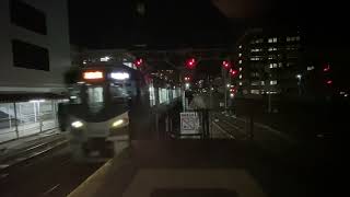 折り返し快速天王寺行きとなる阪和線225系＋223系。　夜の和歌山到着！