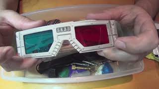 Escagedo - lets see whats in it?  (Guitar Picks, Harps, Strings, 3D Glasses?)