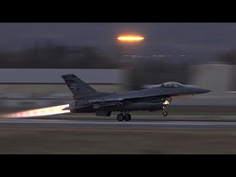 Powerful F-16 Afterburner Takeoff