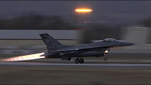 Powerful F-16 Afterburner Takeoff - DayDayNews