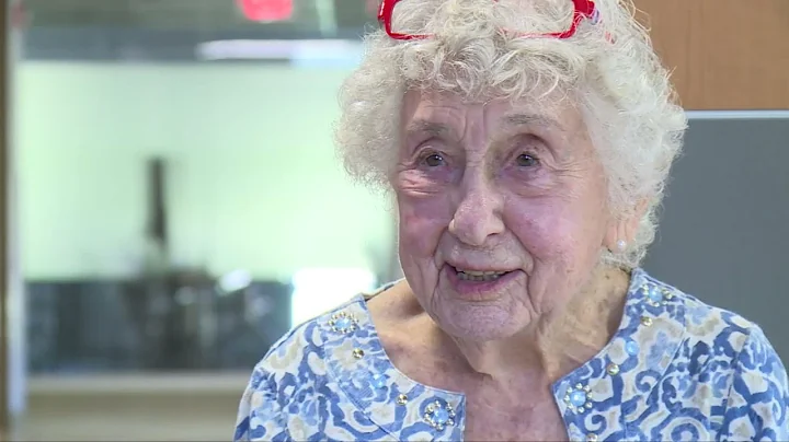 "I Have a Story" - 101-Year-Old College Student Ru...