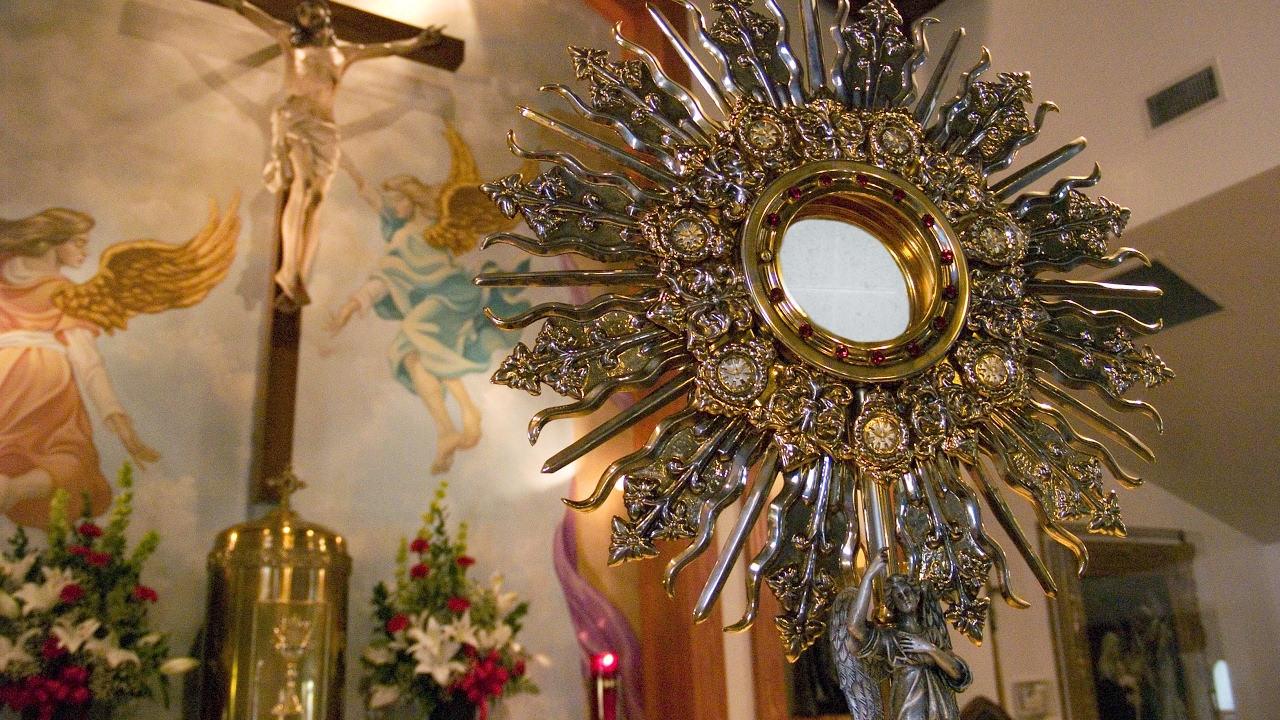 Mass on Friday of the Tenth Week in Ordinary Time - YouTube
