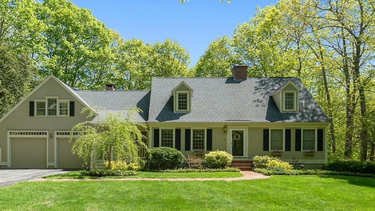 33 Maple St, Pepperell, MA Presented by Legacy Star. YouTube