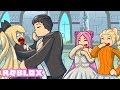 The Whole School Thinks Im Dating My Bully... | Royale High Roleplay