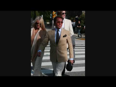 Garavani Valentino leaving Cecconi's Restaurant - 022209 - PapaBrazzi Report