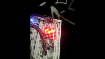 Matriz 8X8 mensaje con desplazamiento Uniminuto PIC18F4550