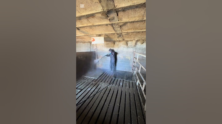 AGRICULTRICE -UN PEU DE NETTOYAGE A LA FERME #agricultrice #agriculture #campagnes