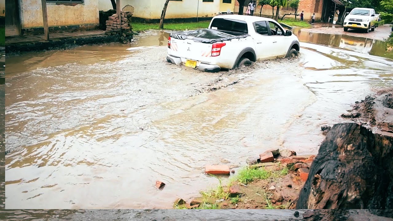 Hii Ndio Barabara ya kuelekea Hospitali ya Saratani. IFAKARA