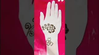 Fronthand New Year Mehndl Deslgn