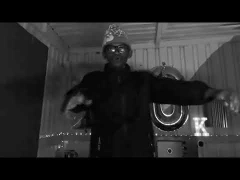 Ez Maestro - Head Movement (bass boosted)