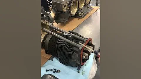 Lubrication system on a Lycoming O-540