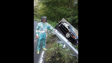 Initial Unity but its raining .MP4