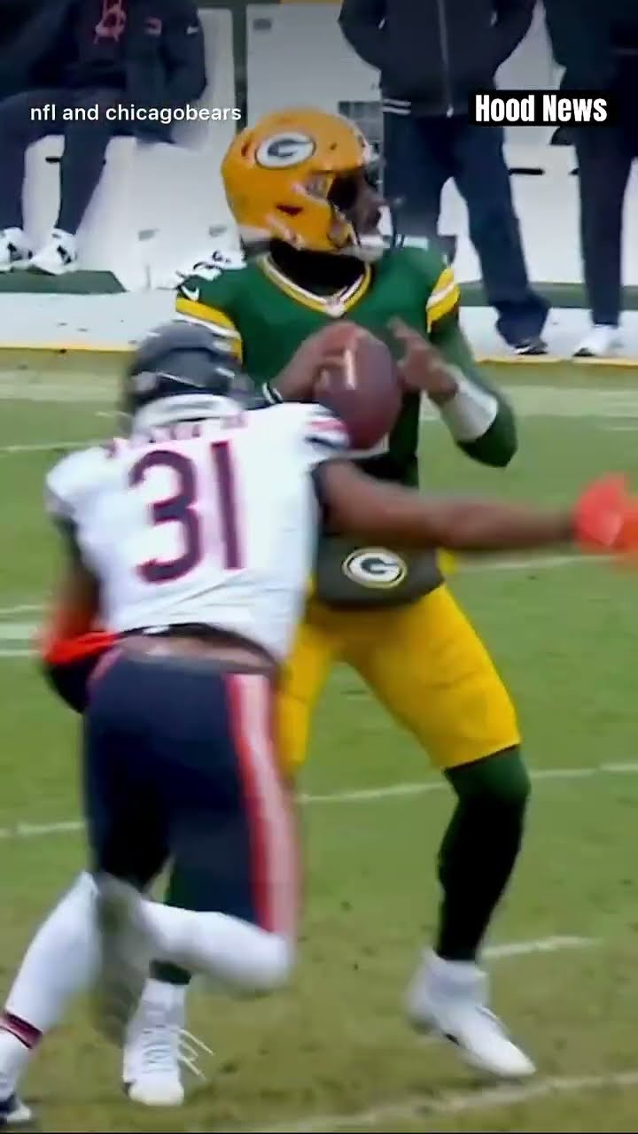 He got blasted #hoodnews #kevinbyard #chicagobears #NFL #packers #defense #shortvideo #football #omg