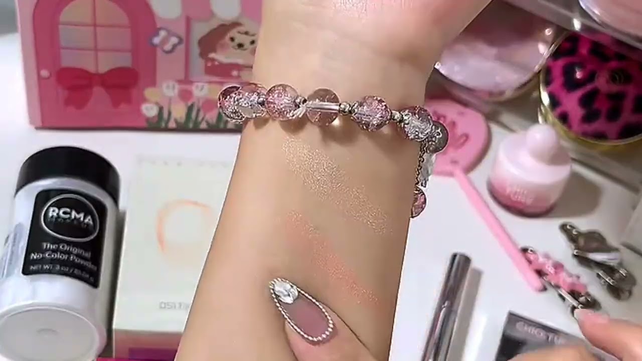 ASMR unboxing #makeup #pink #makeupblush #kbeauty #makeupproducts #beauty #fypシ゚viral #fashiontrends