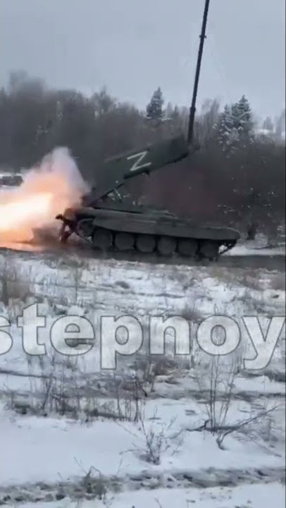 Russian TOS-1 MLRS fire thermobaric warhead at Ukraine force in Donbass.Russia Ukraine war.Subscribe