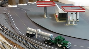 N scale Hadway Kato unitrack layout. ( Semi T T )