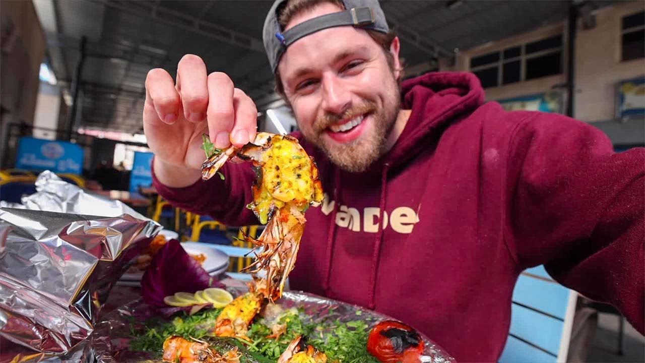 CHEAP SEAFOOD in Port Said | Egypt 🇪🇬‎أكلة سمك في بورسعيد