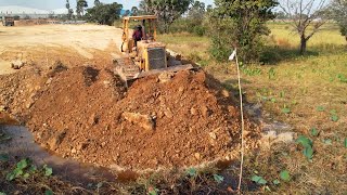 Awesome Activities Bulldozer Fast Spreading Soil Forward Connect to Land Boundary