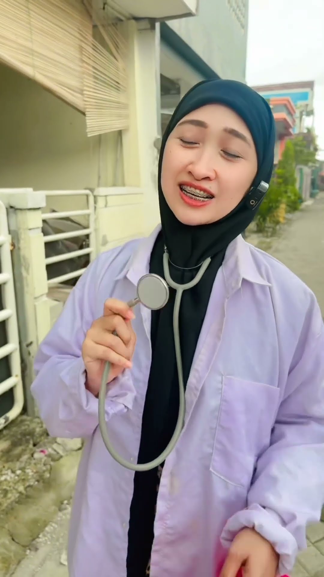 MAIN DOKTER DOKTERAN ?