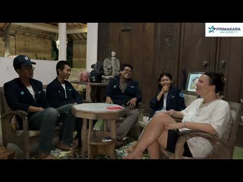 make a day out with a foreigner #primakarauniversity  #university  #efl  #fun n #english  #pbl 