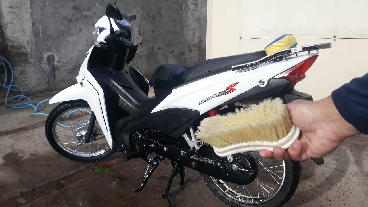 Cómo lavar mi moto - 8 pasos