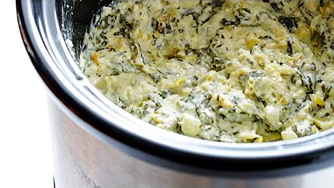 Slow Cooker Spinach Artichoke Dip Recipe