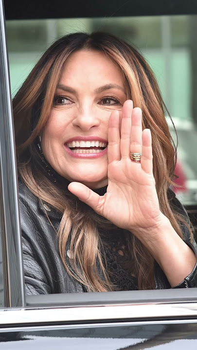 Mariska is just ridiculously GORGEOUS 🖤⚡️ #mariskahargitay #oliviabenson #svu #chriska #Beauty