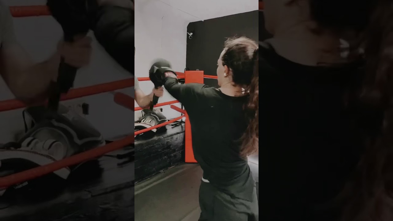 Бокс для девушек. Boxing training. Boxing Guru Club