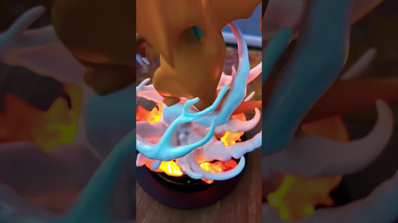 Charizard Rising Flames Figure by First 4 Figures ✓✓ In