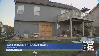 Car goes through house in Smithville