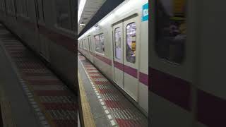 清澄白河駅｜東京メトロ半蔵門線（営団の面影を残すかっこいいデザインの8000系電車8106F）の発車。R6/2（地下鉄の車両）Tokyo Metro Hanzōmon Line JAPAN TRAIN