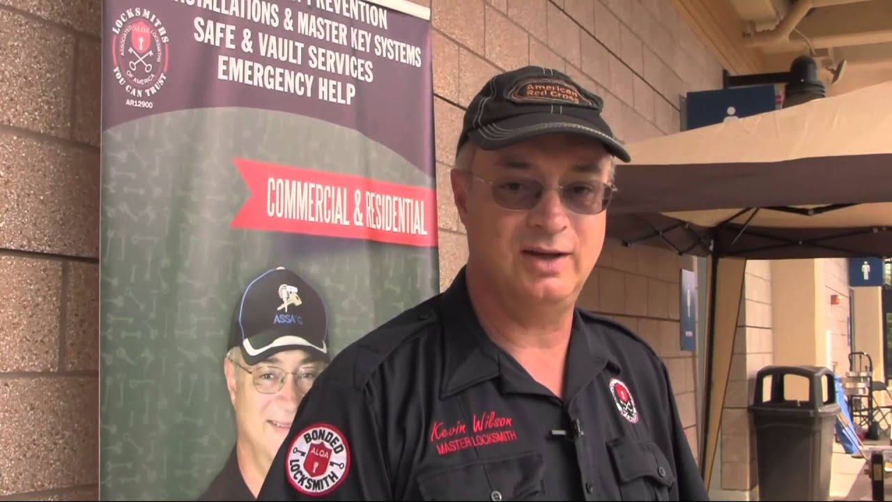 Kevin Wilson Atlanta locksmith attends the Gwinnett County Public Safety Fall Festival 2012