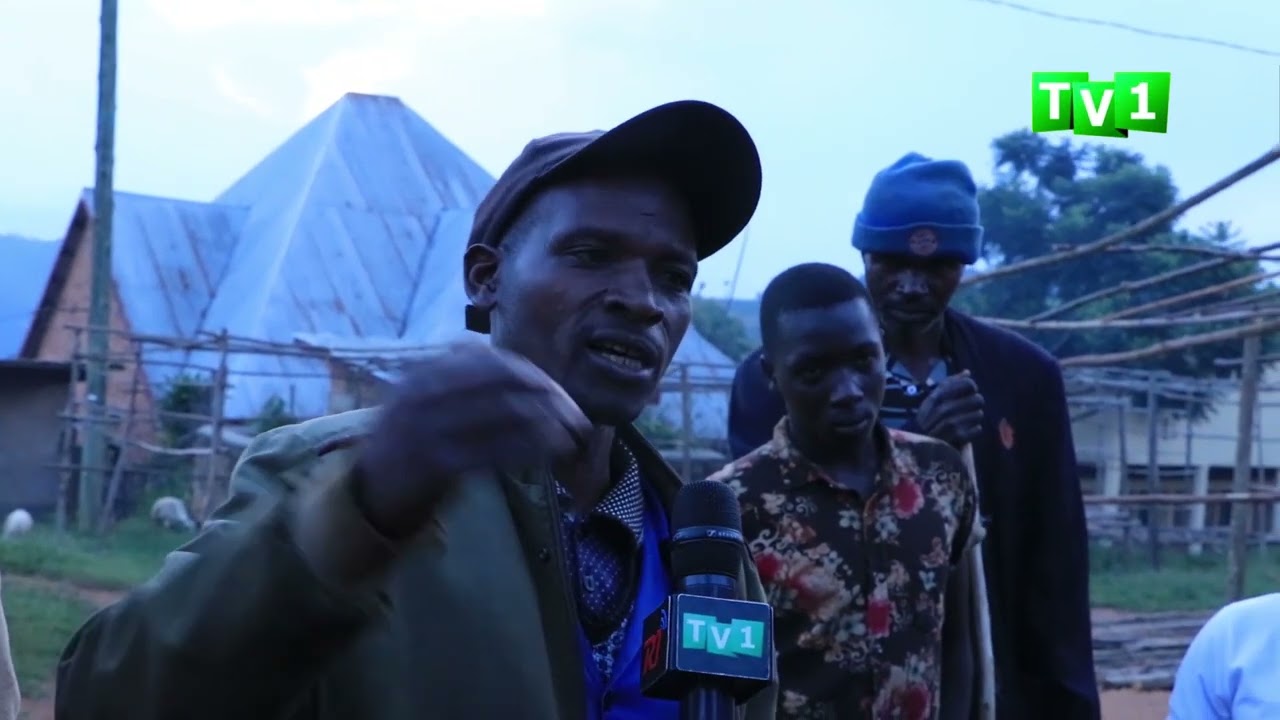 Gicumbi: Abanywa ikigage babangamiwe n'amasaha ubuyobozi bwabashiriyeho.