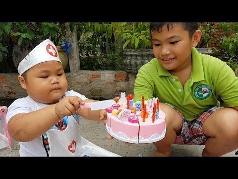 Trò Chơi Bác Sĩ Sinh Nhật Bánh Kem ❤ ChiChi ToysReview TV ❤ Đồ Chơi Song