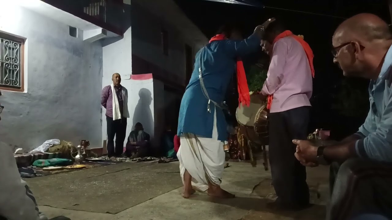 Man devta ka ashirwad Lelo aap log