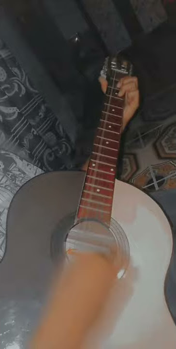 TETAP DISINI (Tri-Suaka)By-RazuuSiregar