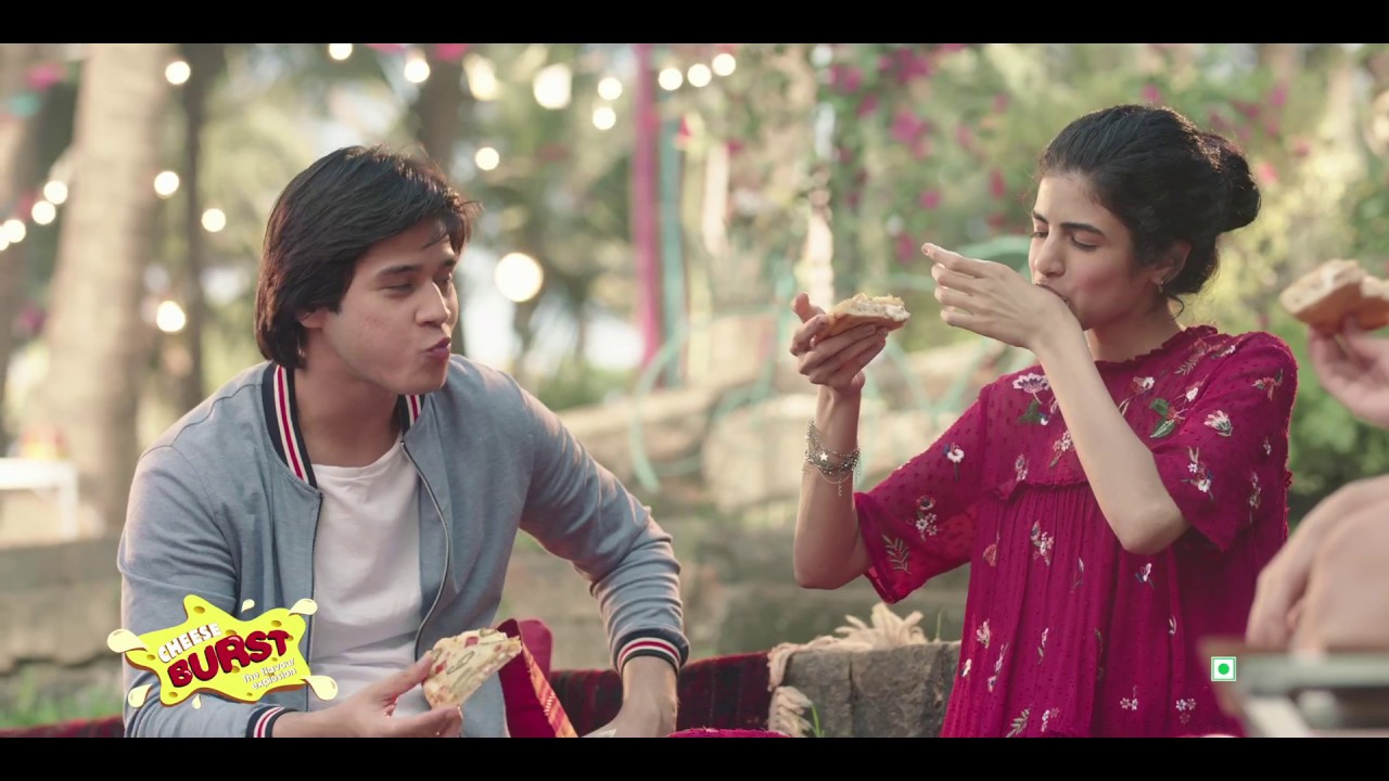 All New Domino's Cheese Burst Pizza - 20secs