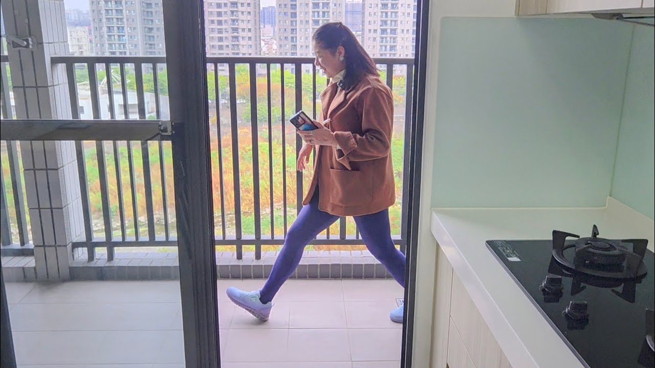 🌲台中北屯社區小橋流水面溪景觀陽台下樓家樂福超方便輕屋齡繼總太2020稀有大2房空間好規劃+坡道平面車位公設豐富有時教學課程低管理費1298萬0977188512傅晏棠房地產