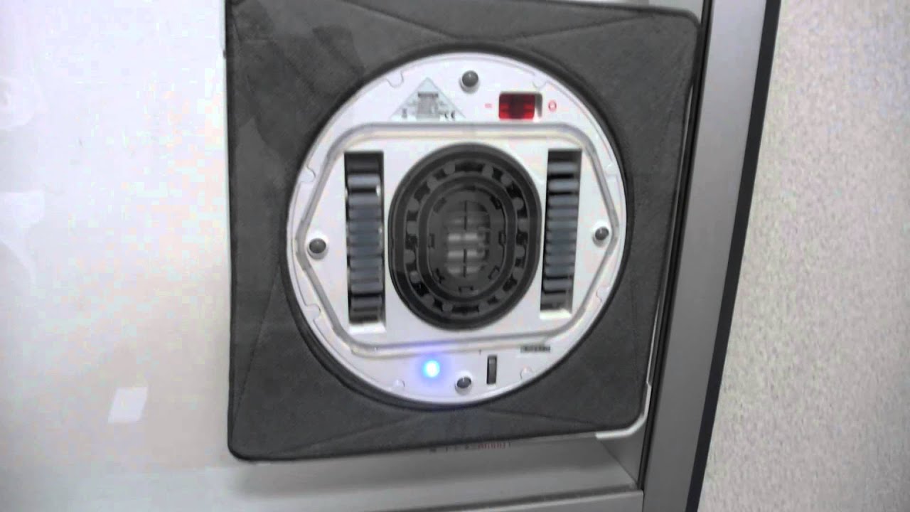 Les Numériques : Robot nettoyeur de vitres Ecovacs Winbot 930 en ...