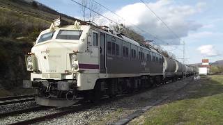 Renfe Cantabria 251 Con un Cementero saliendo de Cobejo