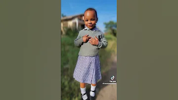 Umeketi Enzini Umejivika Nuru Kama Vazi Wapendeza Kama Nini MUNGU Mtakatifu 