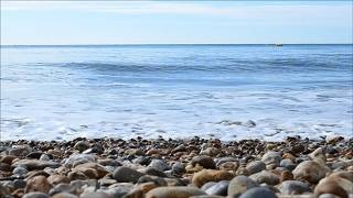 Looking Out to Sea, Ocean Horizon - Gentle Wave Sounds for Relaxation | English Coast (3 hours)