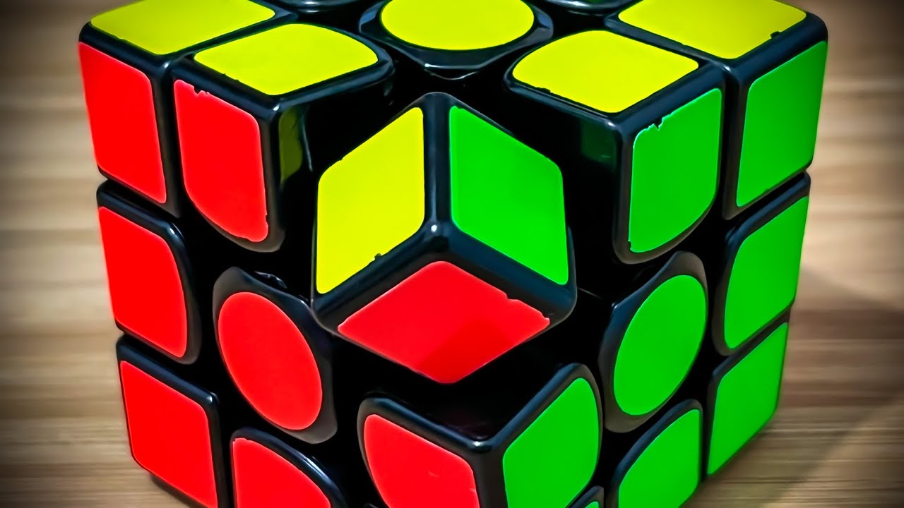 When You Prank A Beginner on the Rubik’s Cube…